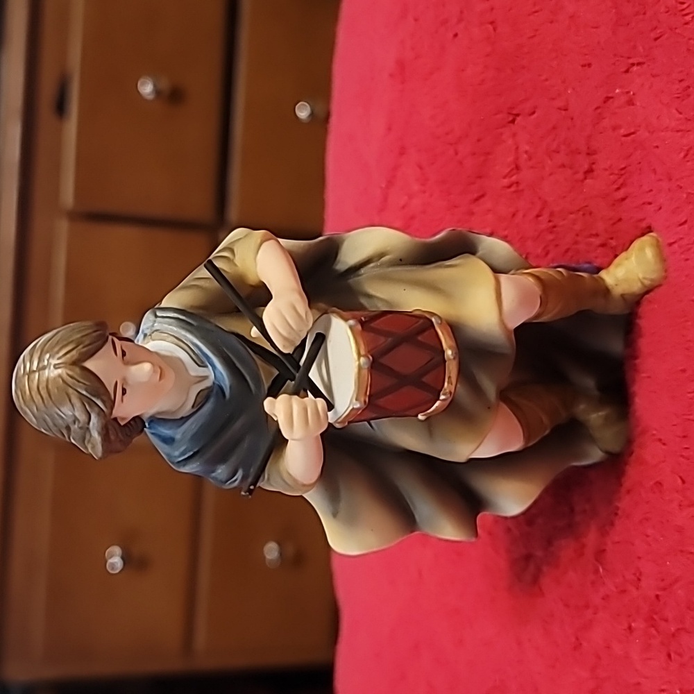 Little Drummer Boy From the Thomas Kinkade Nativity collection by Hawthorne VILL